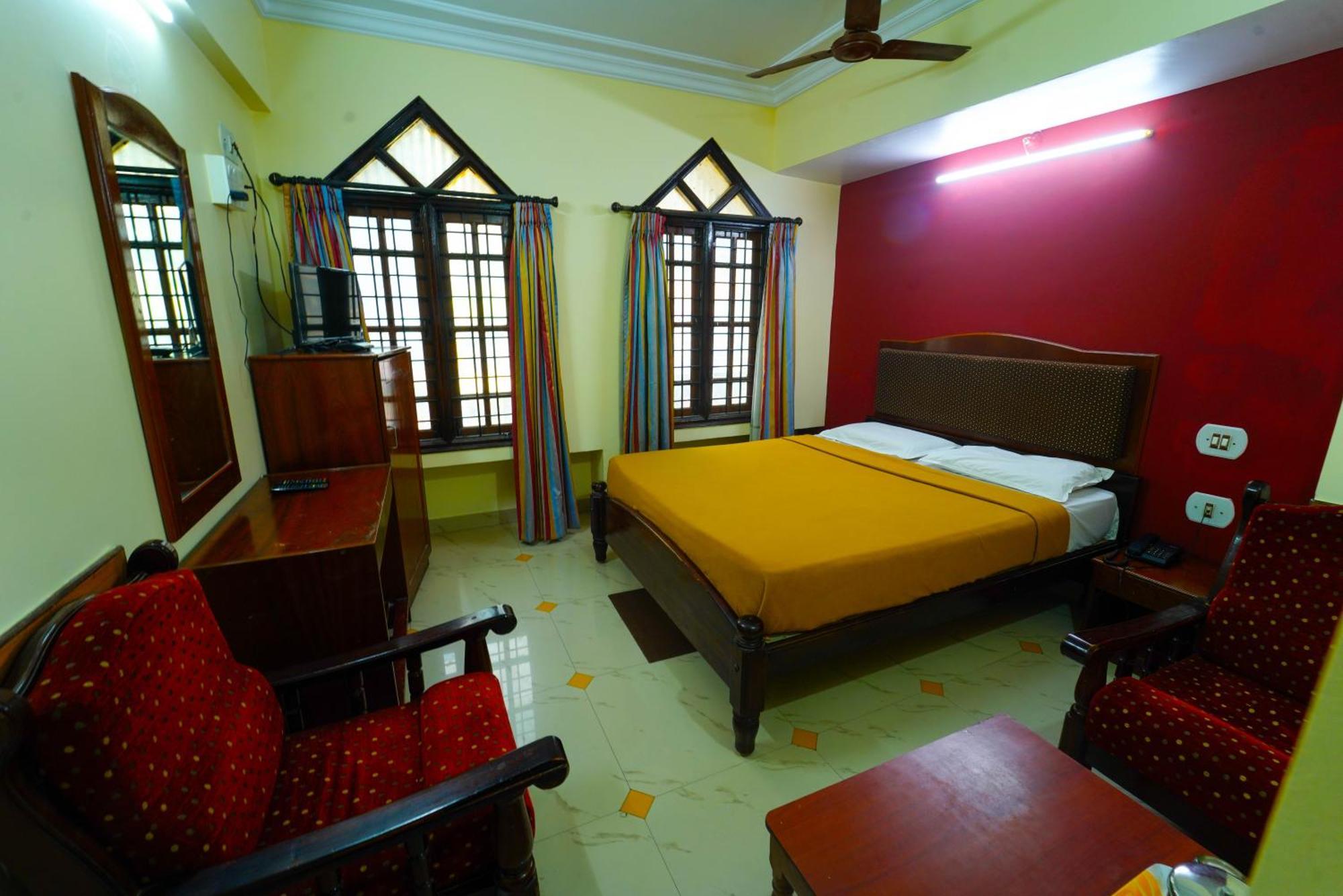 Amogha Residency Hotel Mysore Bagian luar foto